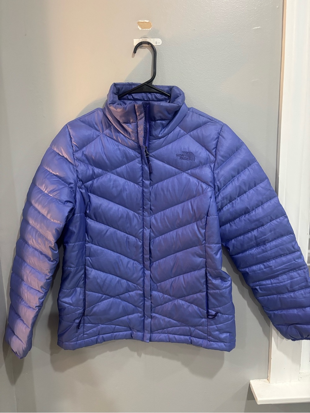 The North Face Nuptse Goose Down 550 Puffer Coat size M Kendall Jenner purple